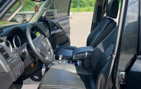 Mitsubishi Pajero IV, 2013 год, 3 050 000 рублей, 10 фотография