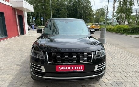 Land Rover Range Rover IV рестайлинг, 2018 год, 5 900 000 рублей, 4 фотография