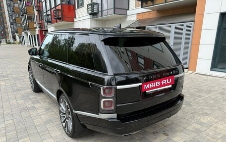 Land Rover Range Rover IV рестайлинг, 2018 год, 5 900 000 рублей, 11 фотография