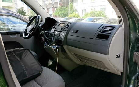 Volkswagen Caravelle T5, 2013 год, 1 700 000 рублей, 5 фотография