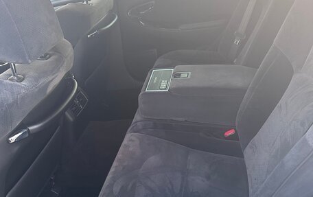 Toyota Crown, 2004 год, 750 000 рублей, 21 фотография