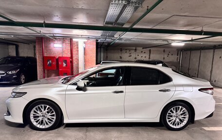 Toyota Camry, 2019 год, 3 190 000 рублей, 3 фотография