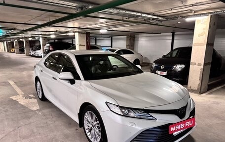Toyota Camry, 2019 год, 3 190 000 рублей, 8 фотография