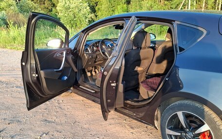 Opel Astra J, 2010 год, 680 000 рублей, 10 фотография