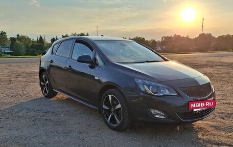 Opel Astra J, 2010 год, 680 000 рублей, 7 фотография