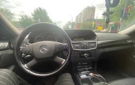 Mercedes-Benz E-Класс, 2010 год, 1 700 000 рублей, 7 фотография