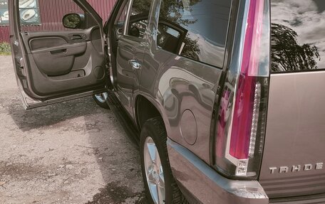 Chevrolet Tahoe III, 2013 год, 2 500 000 рублей, 8 фотография