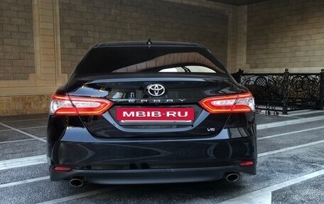Toyota Camry, 2021 год, 3 250 000 рублей, 3 фотография