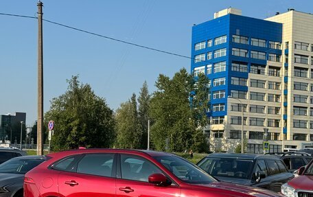 Jaguar F-Pace, 2017 год, 2 950 000 рублей, 2 фотография