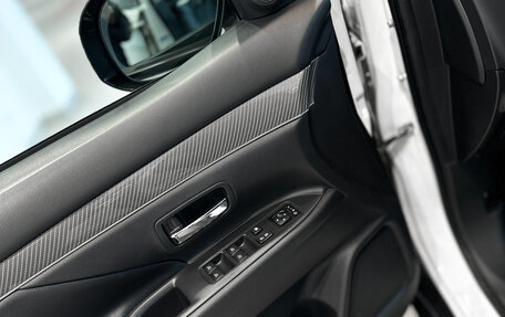 Mitsubishi Outlander III рестайлинг 3, 2018 год, 2 444 000 рублей, 15 фотография