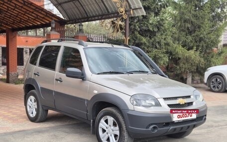 Chevrolet Niva I рестайлинг, 2020 год, 740 000 рублей, 2 фотография