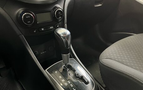 Hyundai Solaris II рестайлинг, 2012 год, 799 000 рублей, 26 фотография