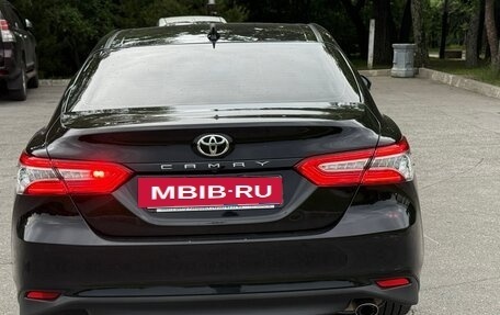 Toyota Camry, 2020 год, 3 450 000 рублей, 5 фотография
