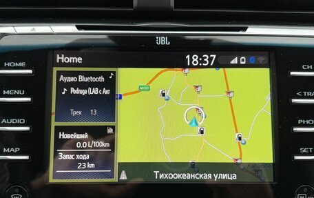 Toyota Camry, 2020 год, 3 450 000 рублей, 10 фотография