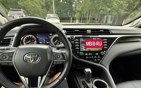 Toyota Camry, 2020 год, 3 450 000 рублей, 11 фотография