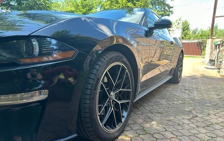 Ford Mustang VI рестайлинг, 2018 год, 3 000 000 рублей, 8 фотография