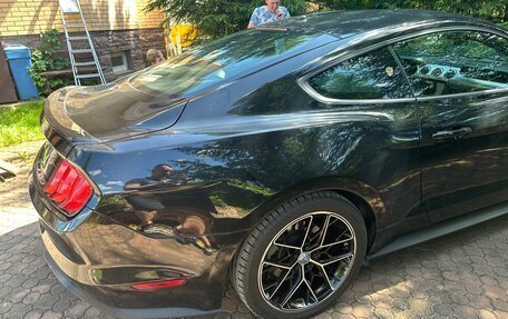 Ford Mustang VI рестайлинг, 2018 год, 3 000 000 рублей, 16 фотография
