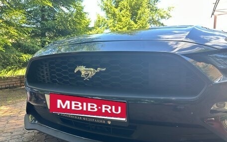Ford Mustang VI рестайлинг, 2018 год, 3 000 000 рублей, 10 фотография