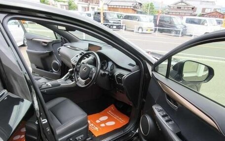 Lexus NX I, 2018 год, 2 650 000 рублей, 12 фотография
