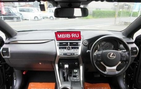 Lexus NX I, 2018 год, 2 650 000 рублей, 11 фотография