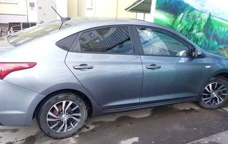 Hyundai Solaris II рестайлинг, 2019 год, 1 500 000 рублей, 10 фотография