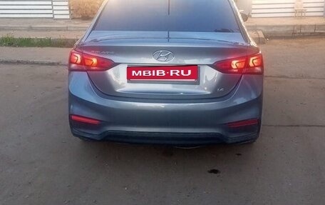 Hyundai Solaris II рестайлинг, 2019 год, 1 500 000 рублей, 6 фотография