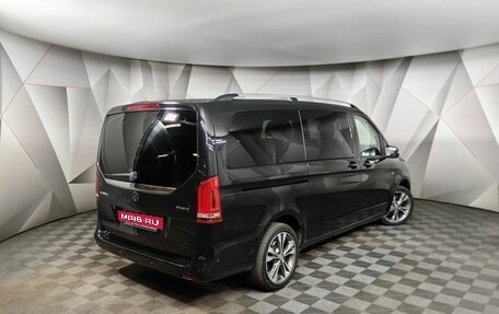 Mercedes-Benz V-Класс, 2017 год, 3 693 000 рублей, 2 фотография