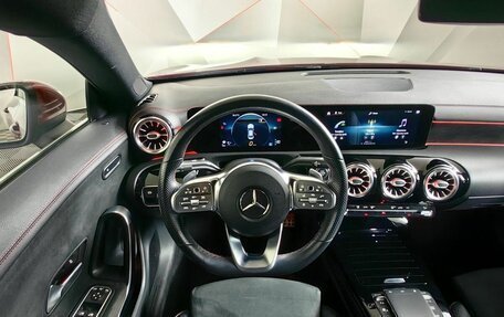 Mercedes-Benz CLA, 2020 год, 3 197 000 рублей, 14 фотография