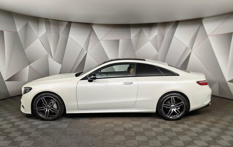 Mercedes-Benz E-Класс, 2018 год, 4 150 000 рублей, 5 фотография