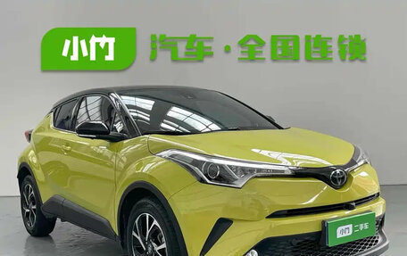 Toyota C-HR I рестайлинг, 2022 год, 1 806 000 рублей, 3 фотография