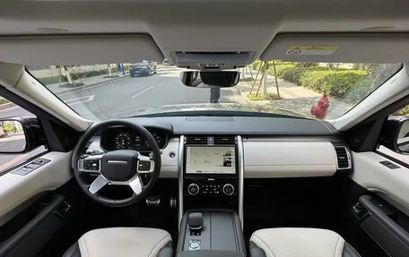 Land Rover Discovery IV, 2022 год, 5 842 000 рублей, 7 фотография