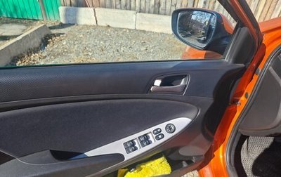 Hyundai Solaris II рестайлинг, 2015 год, 1 025 000 рублей, 1 фотография