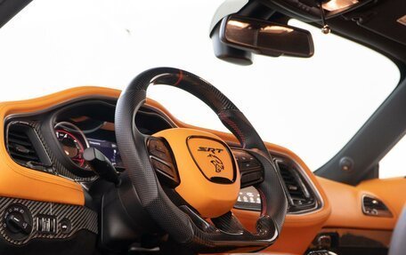 Dodge Challenger III рестайлинг 2, 2021 год, 6 299 000 рублей, 11 фотография