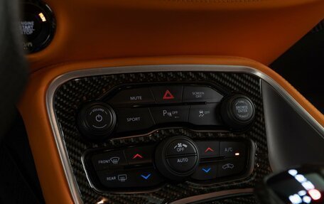 Dodge Challenger III рестайлинг 2, 2021 год, 6 299 000 рублей, 13 фотография