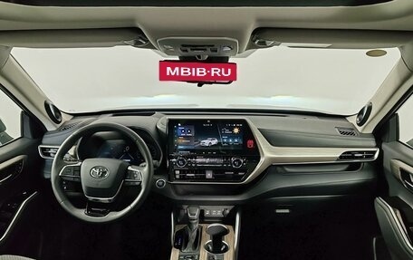 Toyota Highlander, 2024 год, 6 490 000 рублей, 14 фотография