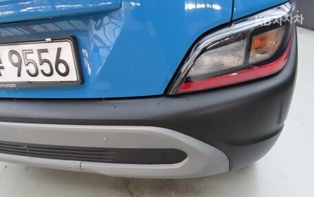 Hyundai Kona I, 2022 год, 1 358 000 рублей, 4 фотография