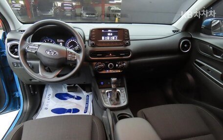 Hyundai Kona I, 2022 год, 1 358 000 рублей, 7 фотография