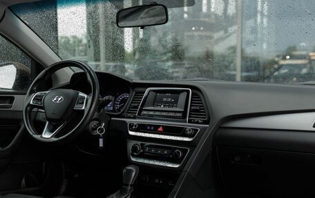 Hyundai Sonata VII, 2019 год, 1 600 000 рублей, 10 фотография