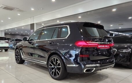 BMW X7, 2022 год, 7 823 000 рублей, 2 фотография