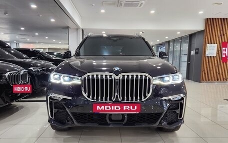 BMW X7, 2022 год, 7 823 000 рублей, 3 фотография