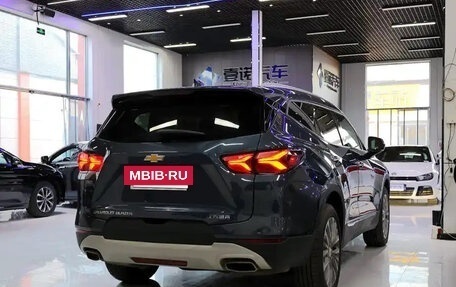 Chevrolet TrailBlazer, 2022 год, 2 100 001 рублей, 10 фотография