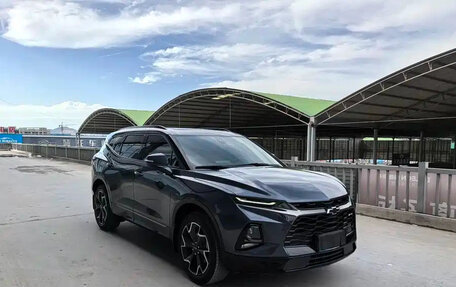 Chevrolet TrailBlazer, 2022 год, 1 940 001 рублей, 3 фотография