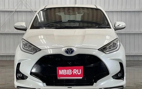 Toyota Yaris, 2021 год, 970 000 рублей, 4 фотография