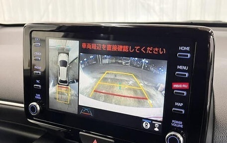 Toyota Yaris, 2021 год, 970 000 рублей, 17 фотография