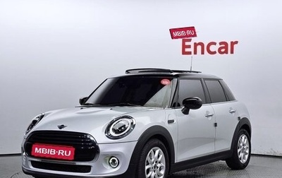 MINI Cabrio, 2022 год, 1 950 000 рублей, 1 фотография