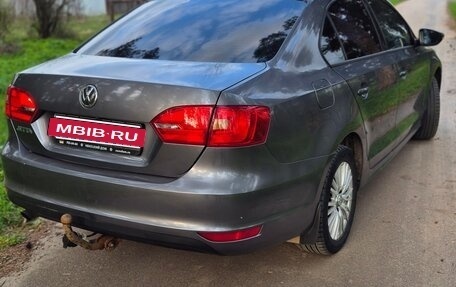 Volkswagen Jetta VI, 2014 год, 810 000 рублей, 3 фотография