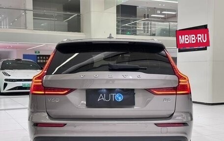 Volvo V60 II, 2021 год, 3 150 000 рублей, 4 фотография