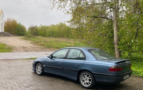 Opel Omega B, 1998 год, 350 000 рублей, 3 фотография