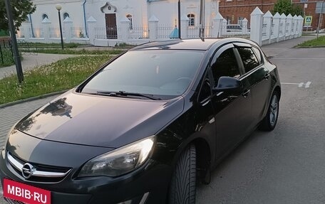 Opel Astra J, 2012 год, 730 000 рублей, 1 фотография