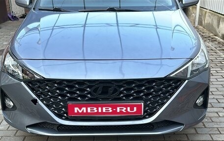 Hyundai Solaris II рестайлинг, 2018 год, 810 000 рублей, 1 фотография
